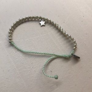New cute Pura Vida bracelet
